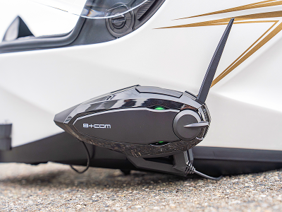 インカム使用で、常に指導員とつながる安心感