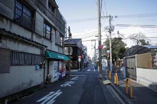 見通しの悪い交差点：根津、本駒込周辺など