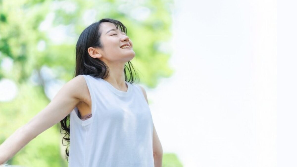 心を落ち着ける女性
