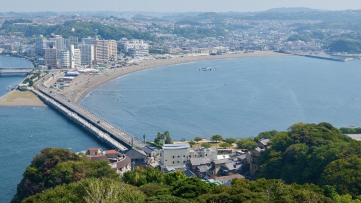 江ノ島から見る鎌倉