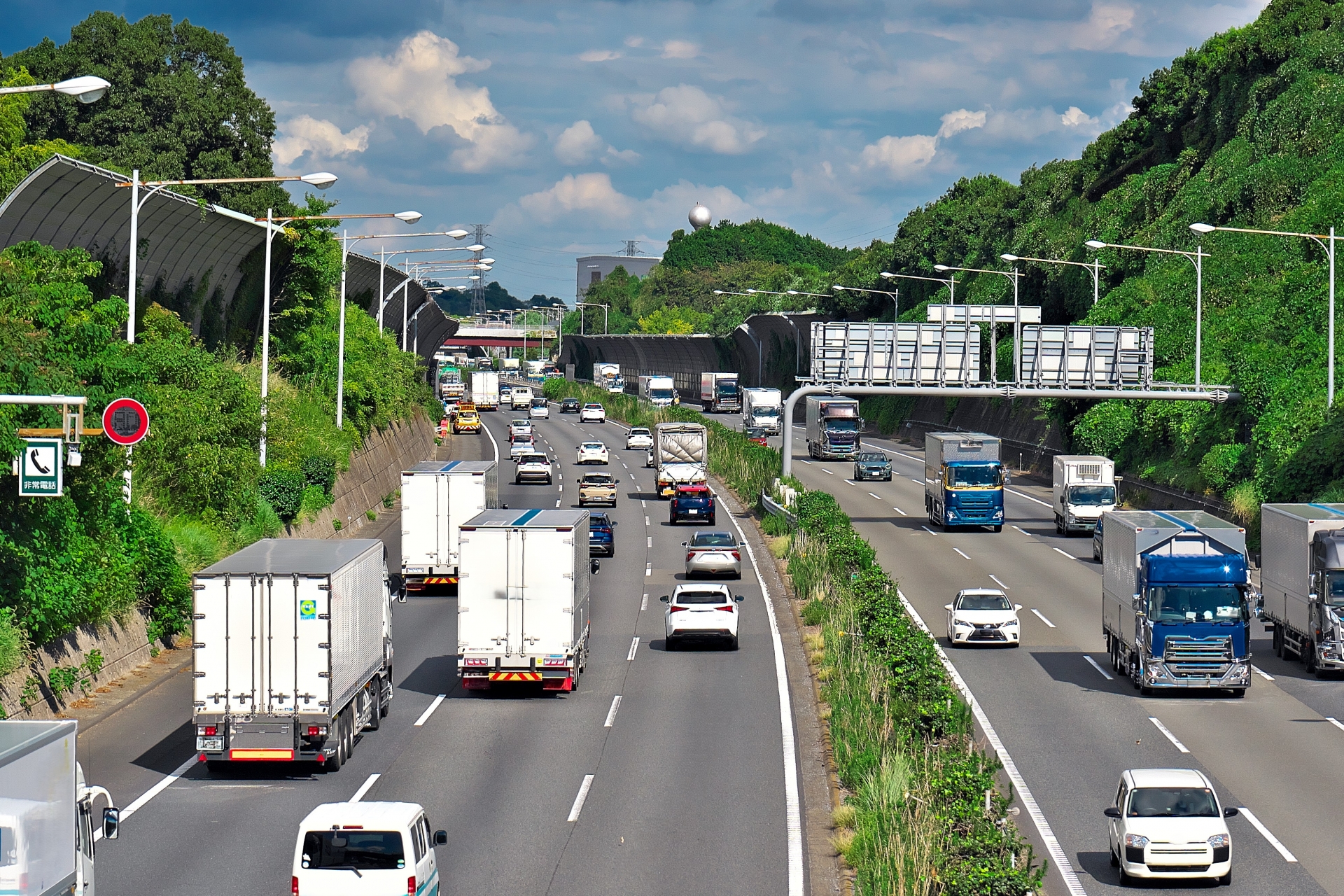 高速道路の画像