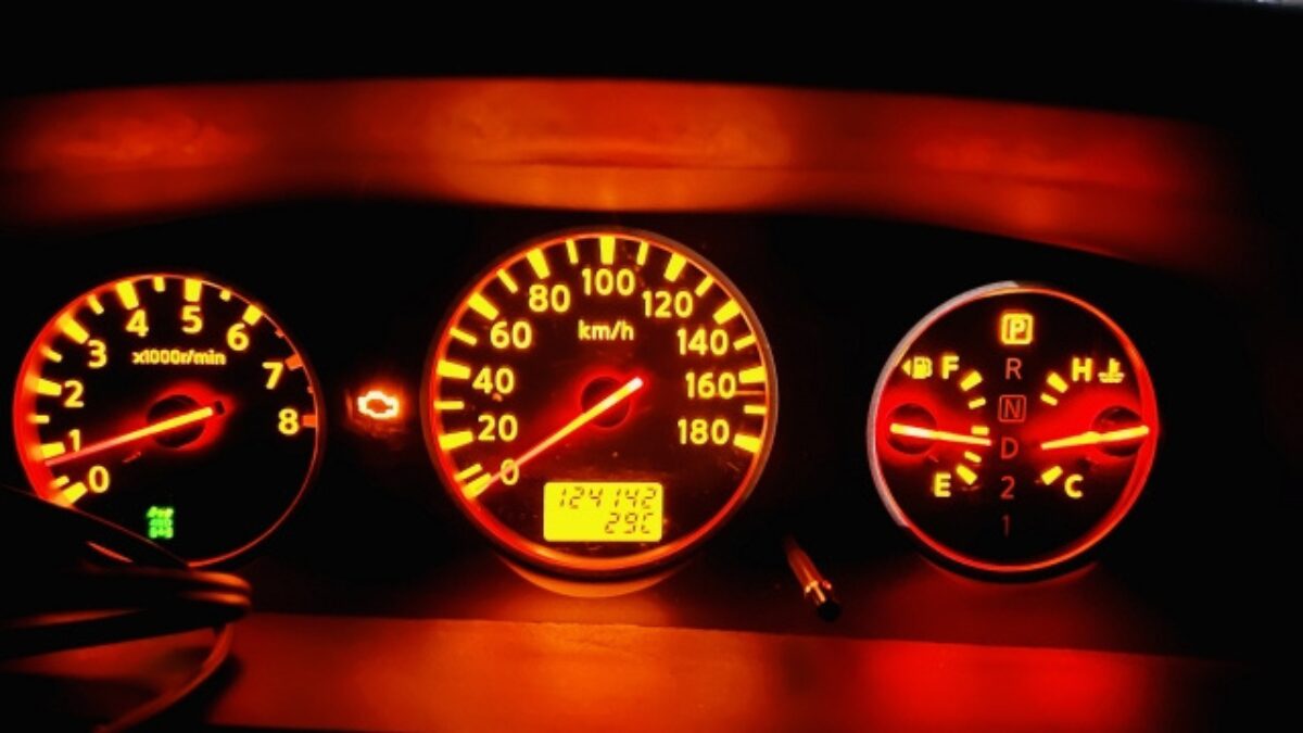 車の警告灯・警告音