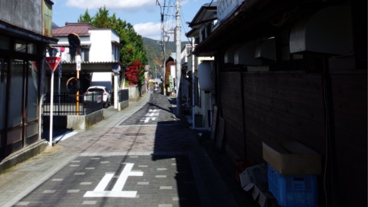 狭い道