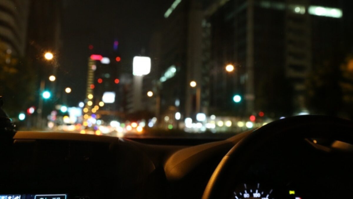 夜間運転