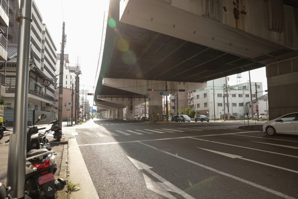 国道43号線周辺〜阪神高速出入口周辺エリア
