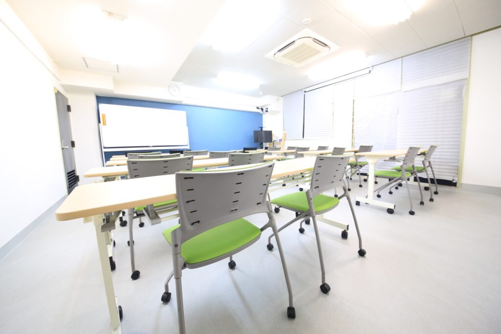 企業向け安全運転研修の座学イメージ